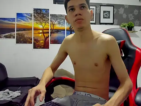 andrew 2811 online show from 10.16.25