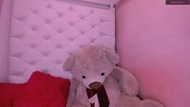 eimy skinny  online show from 04.25.26
