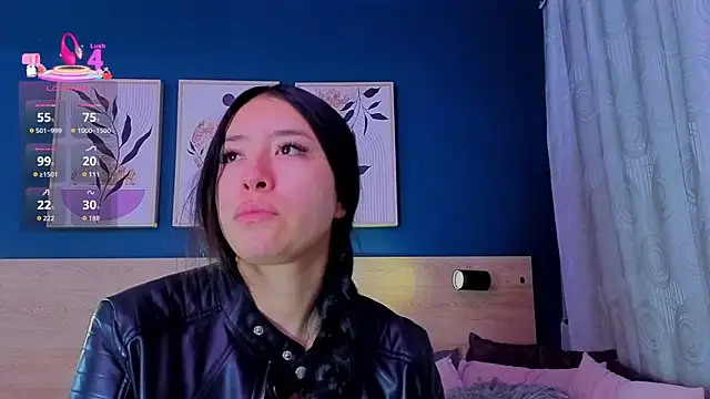 SarahMiler  online show from 03.25.26