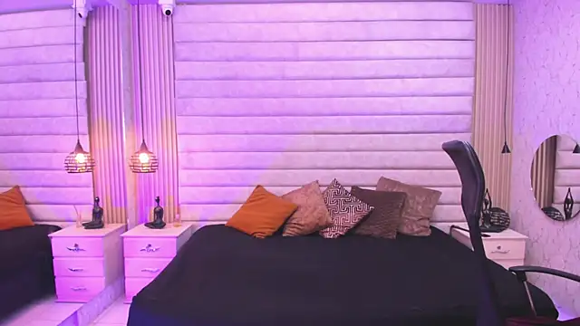 VictoriaaBlair online show from 05.18.26