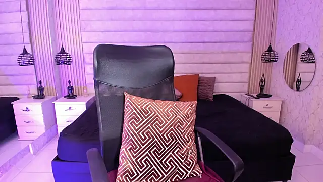 VictoriaaBlair online show from 05.23.26