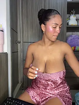 Mia sweet80 online show from 10.20.25