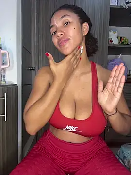 Snapshot of Mia_sweet80 chatting on 10.31.25 Mia sweet80 online show from 10.31.25