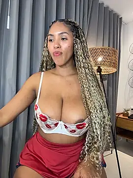 Snapshot of Mia_sweet80 chatting on 01.16.26 Mia sweet80 online show from 01.16.26