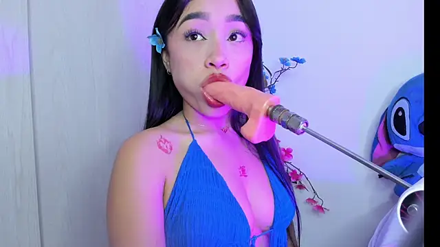 Eva cutte online show from 07.13.26