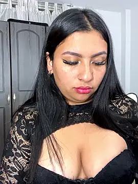 Snapshot of Issa_Santana chatting on 11.08.25 Issa Santana online show from 11.08.25