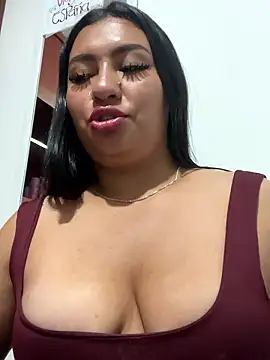 Snapshot of Issa_Santana chatting on 01.13.26 Issa Santana online show from 01.13.26