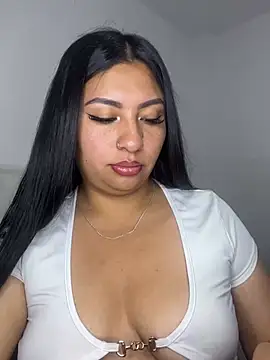 Issa Santana online show from 05.27.26