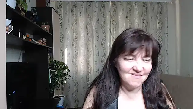 Illusionq online show from 10.07.25