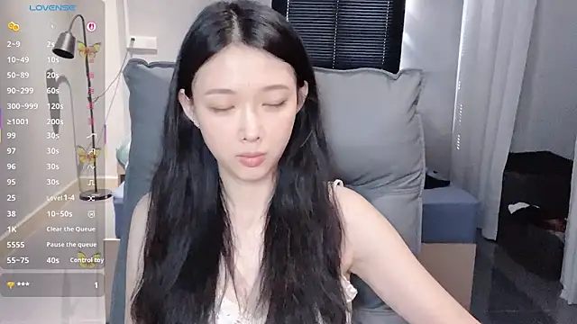 NiNi-baby520 online show from 10.04.25