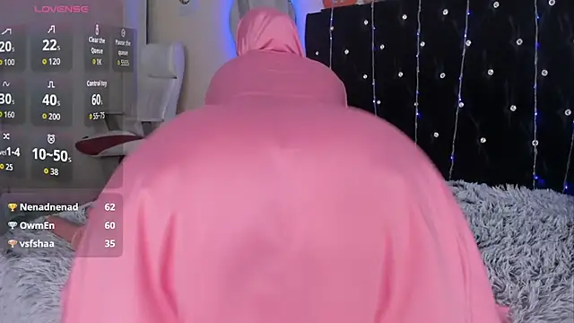 Dana-Alabi online show from 11.04.25