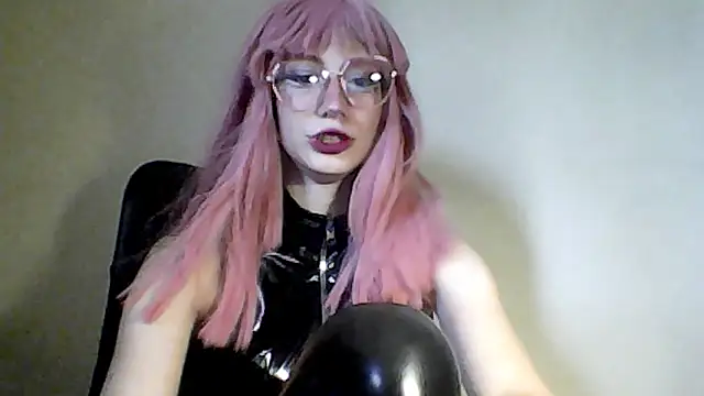 Snapshot of IkyVic chatting on 01.17.26 IkyVic online show from 01.17.26