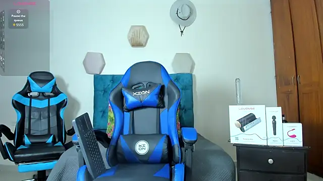 Snapshot of _taylor_black chatting on 09.22.25  taylor black online show from 09.22.25