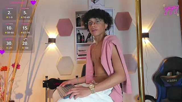  taylor black online show from 05.06.26