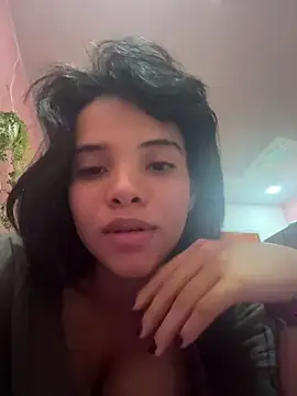Snapshot of Ada_sienn chatting on 04.14.26 Ada sienn online show from 04.14.26