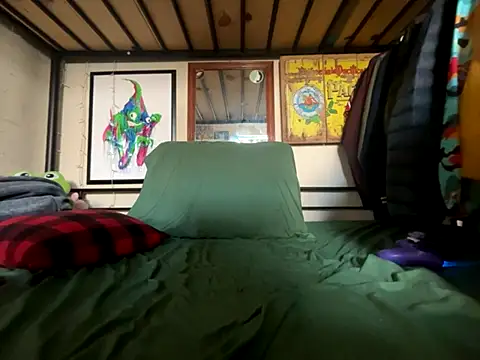 Snapshot of bigdickkane300 chatting on 09.12.25 bigdickkane300 online show from 09.12.25