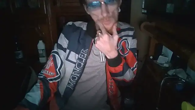 Snapshot of zipman92 chatting on 01.07.26 zipman92 online show from 01.07.26