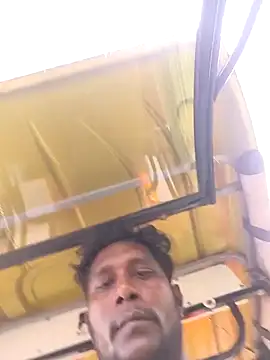 Snapshot of vinitaaa chatting on 09.24.25 vinitaaa online show from 09.24.25