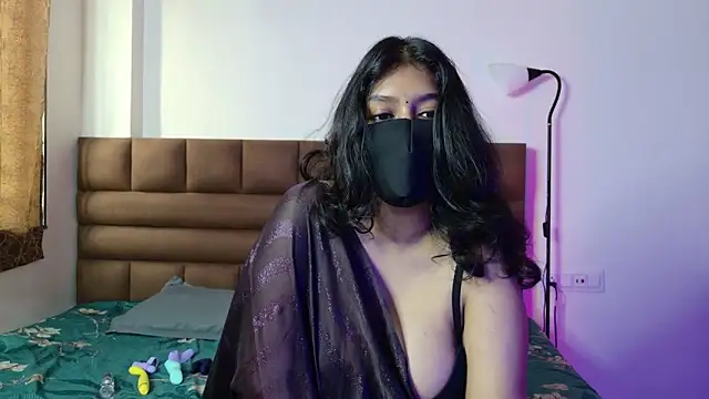 Gulaboo100 online show from 10.03.25