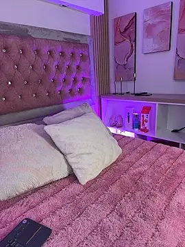 MylaDreams online show from 05.13.26