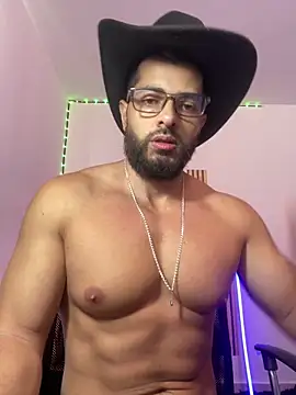 Snapshot of magnumchris chatting on 06.16.26 magnumchris online show from 06.16.26