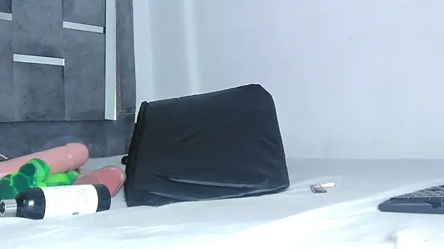 Snapshot of anna_sex_m chatting on 09.23.25 anna sex m online show from 09.23.25