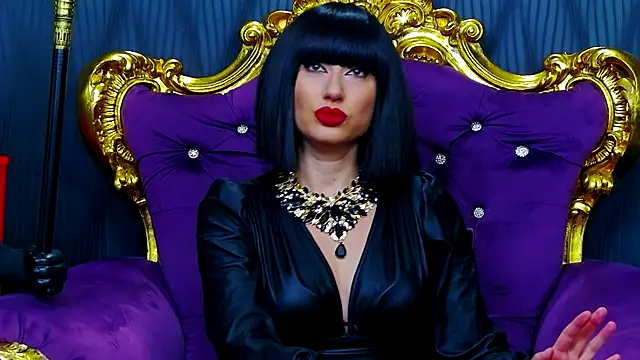 LaraMaeve online show from 10.03.25