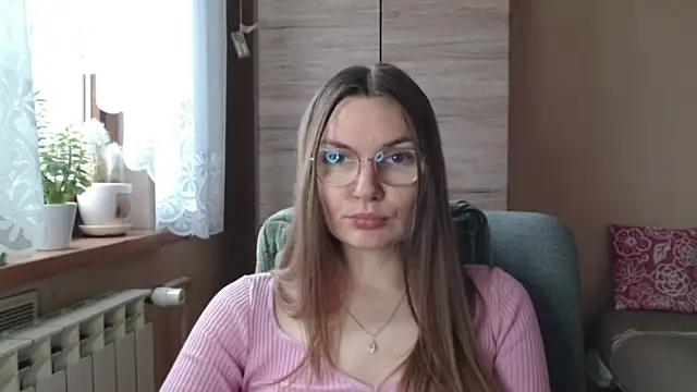 LooveELLYx online show from 02.14.26