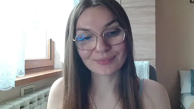 LooveELLYx online show from 07.07.26