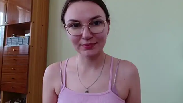 Snapshot of LooveELLYx chatting on 07.16.26 LooveELLYx online show from 07.16.26