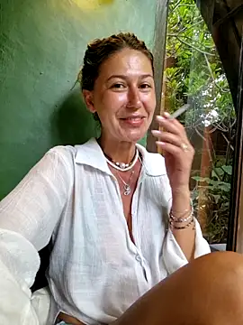 Snapshot of CelynaRoss chatting on 02.16.26 CelynaRoss online show from 02.16.26