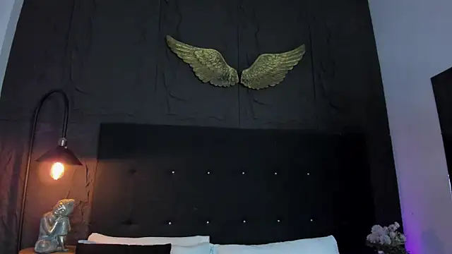 Rose Blossom online show from 11.21.25