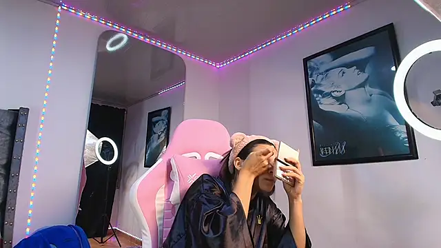 GraceWallace  online show from 11.09.25