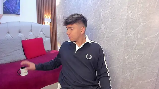 Thiago Kozak online show from 06.10.26