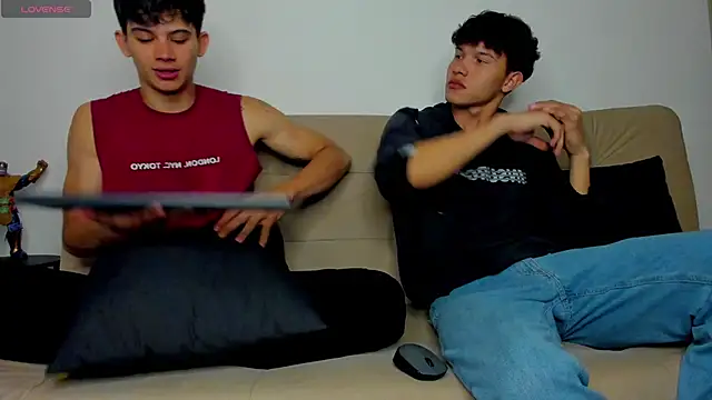 2Amateur Guys online show from 12.15.25