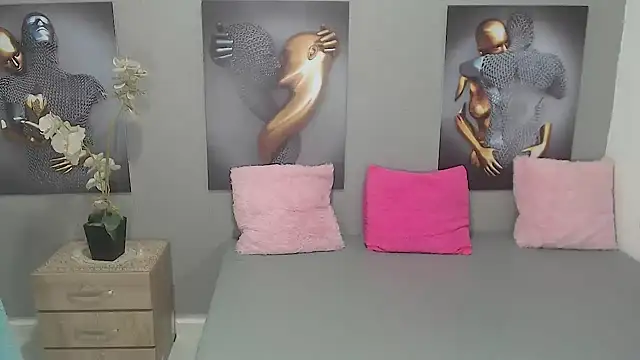 AntonellaBlanc online show from 04.28.26