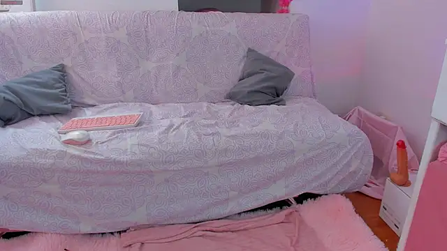 Danesacronin online show from 04.07.26