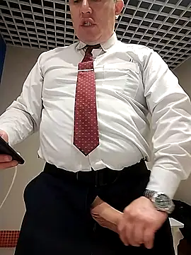 BigCristh79 online show from 11.12.25