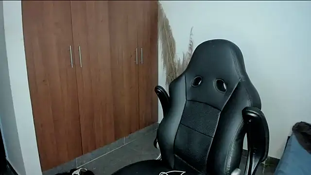 Evansdark1 online show from 04.24.26