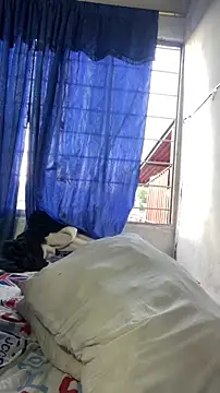 RobinLenoxx online show from 11.08.25