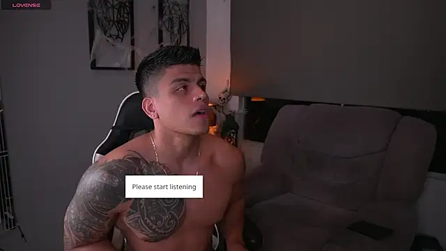 tyler muscle1 online show from 10.11.25