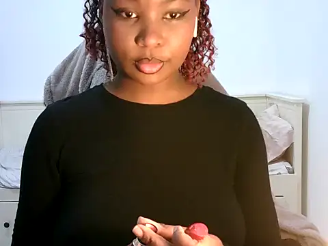 zoe215 online show from 05.15.26