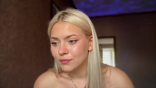 AliceOceanEye online show from 09.15.25