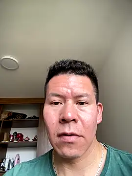 Manu0586 online show from 10.18.25