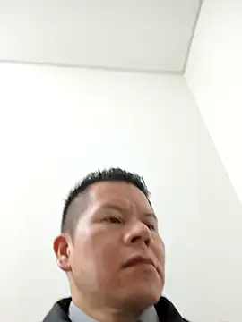 Manu0586 online show from 10.23.25