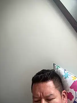 Snapshot of Manu0586 chatting on 03.17.26 Manu0586 online show from 03.17.26