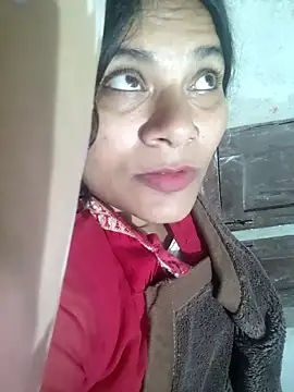 Snapshot of couple_71 chatting on 11.22.25 couple 71 online show from 11.22.25