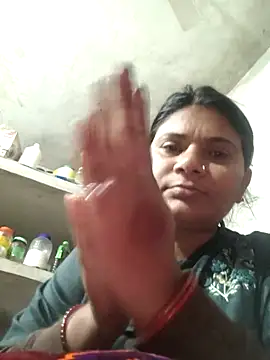 Snapshot of couple_71 chatting on 01.06.26 couple 71 online show from 01.06.26