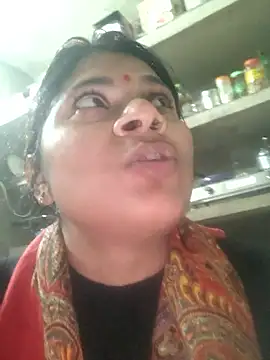 Snapshot of couple_71 chatting on 01.10.26 couple 71 online show from 01.10.26