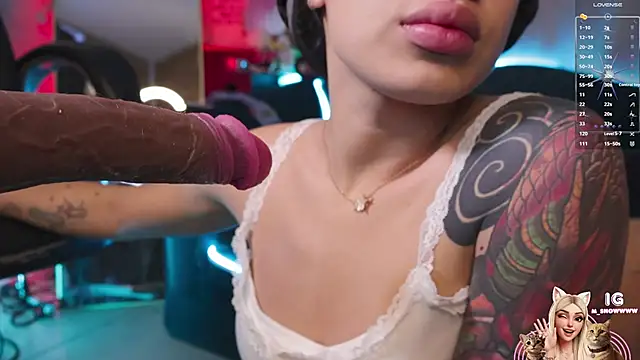 Miila snow online show from 02.18.26